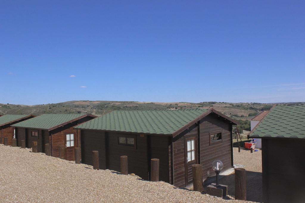 Hotel Monte do Azibo Glamping Podence Esterno foto